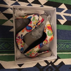 Women’s 5.5 high heels multi colored